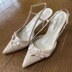 STRAWBERRY FIELDS ベージュ ハイヒールのサムネイル