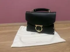 Salvatore Ferragamo ハンドバッグブラック 保存袋付き