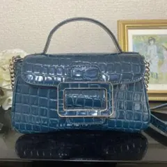 ZARA バッグ　ショルダーバッグ　斜めがけバッグ