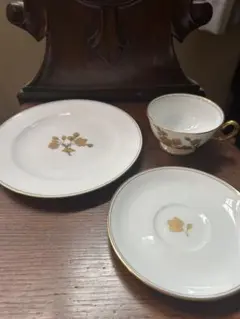 大倉陶園 金蝕バラ 20cmプレート 2枚 - メルカリ