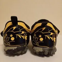 「ピカチュウ」 子供用スニーカー