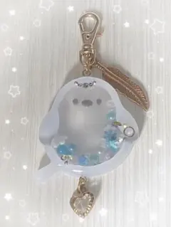 ハンドメイド　シマエナガ　シャカシャカキーホルダー　羽　ハート
