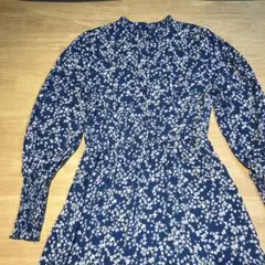 めっちゃ可愛い❤︎ SHEIN ロングワンピース かわいい小花柄　ブルー　極美品