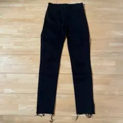 UNIQLO ブラック ダメージ加工 スキニーパンツ 23インチ キッズ着用可能