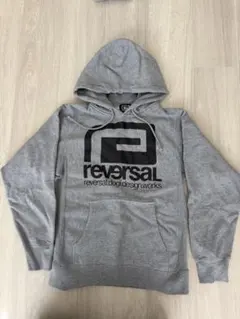 reversal ロゴ入り グレー パーカー Sのサムネイル