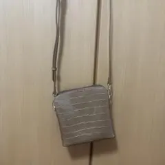 ベージュ クロコダイル風 ショルダーバッグ