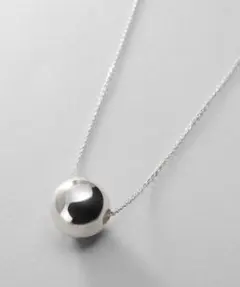 再販！大人気！シルバーメタルボール16㎜　ハンドメイドネックレス