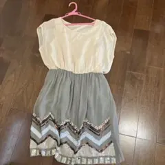 strawberry field ベージュ ドレープドレス ビーズ刺繍