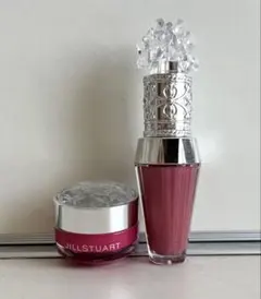 昨年購入ジルスチュアート リップブーケセラムとリップバーム2点セット