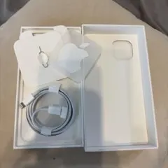 iPhone15 箱／純正タイプCケーブル - メルカリ