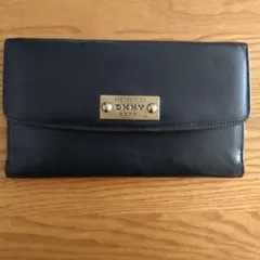 Item thumbnail for item 889f5ae2-bf0e-40d0-af58-780dba714545