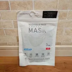 AIRism 洗えるマスク ブラック 3枚入り 小さめMサイズ - メルカリ
