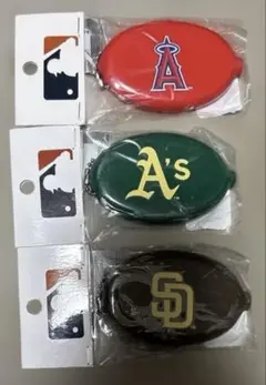 新品未使用【MLB公式】ラバーコインケース3種セットパドレスエンゼルスのサムネイル