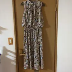 花柄ノースリーブロングワンピース美品