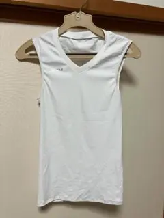 asicsの InnerMuscleアンダーシャツ 白
