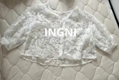 INGNI 花柄刺繍ホワイトレーストップス