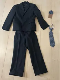 コムサ　ネイビー ストライプスーツ セット　130