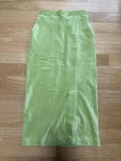 新品未使用　コーデュロイ タイトスカート ライトグリーン