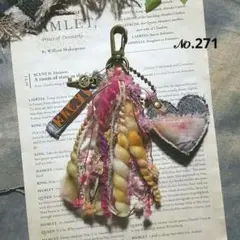 気まぐれセール❣️271 タッセルキーホルダー＊ぷっくりminiハート