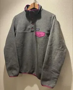 patagonia スナップT フリース M グレーxピンク パタゴニア