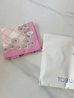 新品TOCCAトッカの大判ハンカチのサムネイル