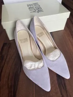 美品 NATURAL BEAUTY 薄紫 パンプスのサムネイル
