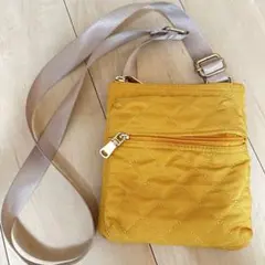 【美品】 shoo-la-rue ショルダーバッグ ミニバッグ イエローのサムネイル