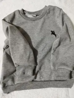 グレー トレーナーとパンツのセット