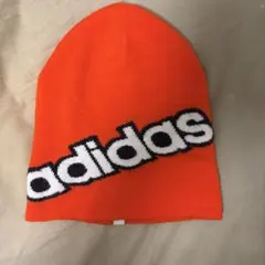 adidas オレンジ ビーニー