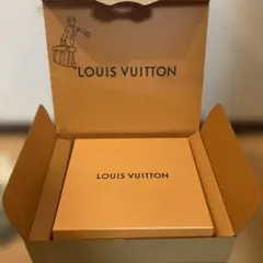 LOUIS VUITTON ギフト箱　ショッパー付き