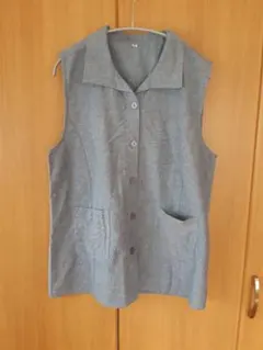 グレー ノースリーブベスト Mサイズ