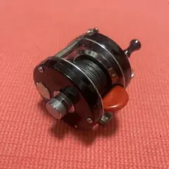 Abu 4600c 赤ベロ　レア物　清掃　グリスアップ済　トップウォーター　アブのサムネイル