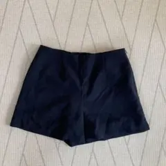 ブラック ショートパンツ