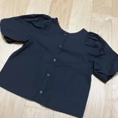 ブラック 半袖 トップスのサムネイル