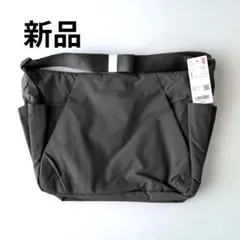 UNIQLO ユーティリティショルダーバッグ オリーブ 新品　ユニクロのサムネイル