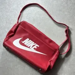 Item thumbnail for item 03da0cbd-86aa-4a41-997d-7b72a1cd4813