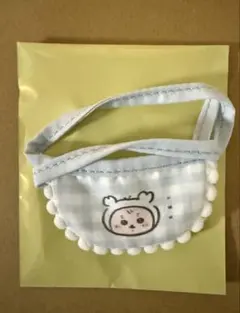 ★ちいかわベビー　トレーディングミニよだれかけ　古本屋★①