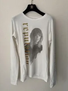 Taylor Swift Reputation Merchのサムネイル