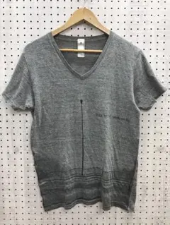 HOW NATURAL? 街灯 道路 イラスト 英字 プリント 半袖Tシャツのサムネイル