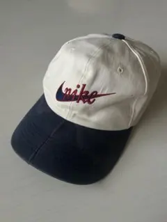 ビンテージ NIKE ベースボールキャップ 刺繍ロゴ 筆記体ロゴ　nike