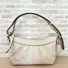 【Coach（コーチ）】2wayショルダーバッグ　アイボリー