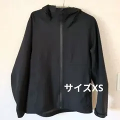 ユニクロ　ブロックテックパーカ　XSサイズ