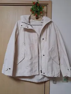 ユニクロフード付き マウンテンパーカー S