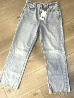 未使用品⭐︎ZARA ザラデニムライトブルー ストレートデニム フリンジ裾40