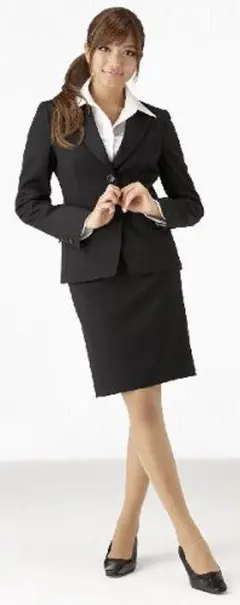 Vivi スーツ AOKI ローラ着用　航空会社