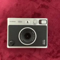 チェキ　FUJIFILMinstaxmini EVO本体　フィルム、紐バック付き