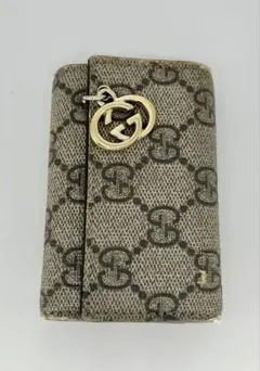 GUCCI GGパターン レザーキーケース