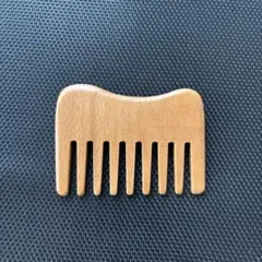 無印良品　ローソン限定 頭皮のマッサージもできる ブナ材ヘアコームのサムネイル