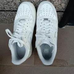 Nike Air Force 1 ホワイト スニーカー