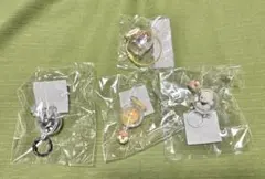 カプセルにゃんこチャーム　動物　猫　ストラップ　キーホルダー　鈴